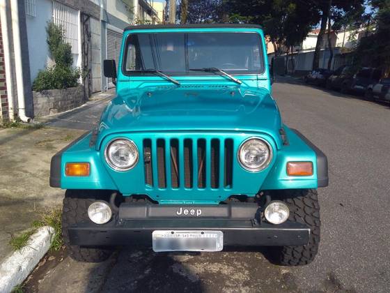 JEEP WRANGLER 4.0 SPORT 4X4 TETO LONA 6I 12V GASOLINA 2P MANUAL